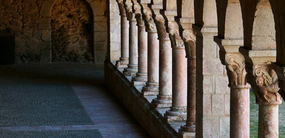 abbaye-saint-michel-cuxa–codalet–prades–art-roman–patrimoine-66–pyrénées-orientales–monument